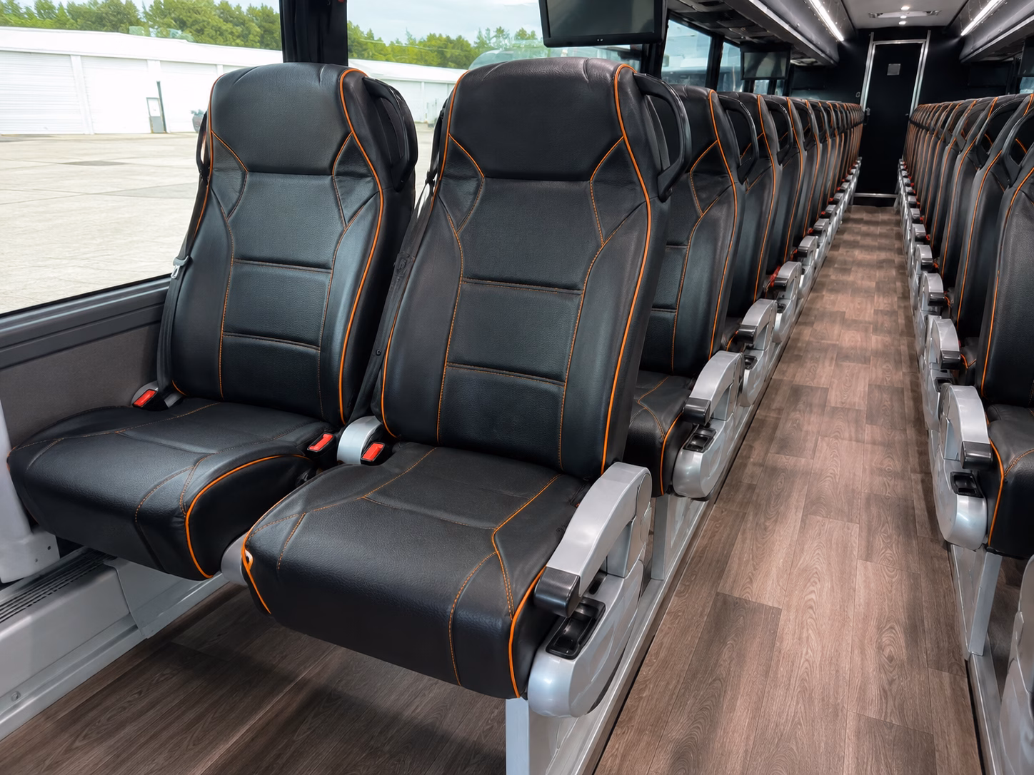 shuttle guests between vineland hotels and your reception venue
